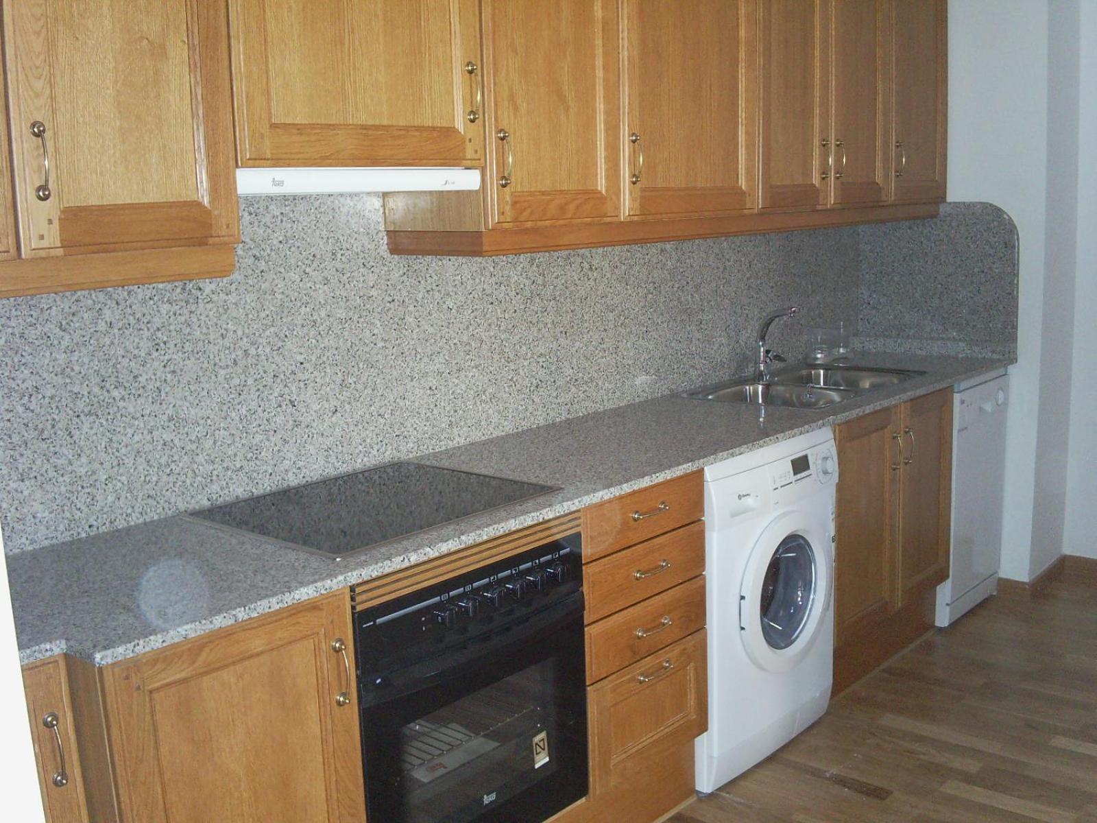 Apartaments Pirinenc 에스테리 다네우 외부 사진