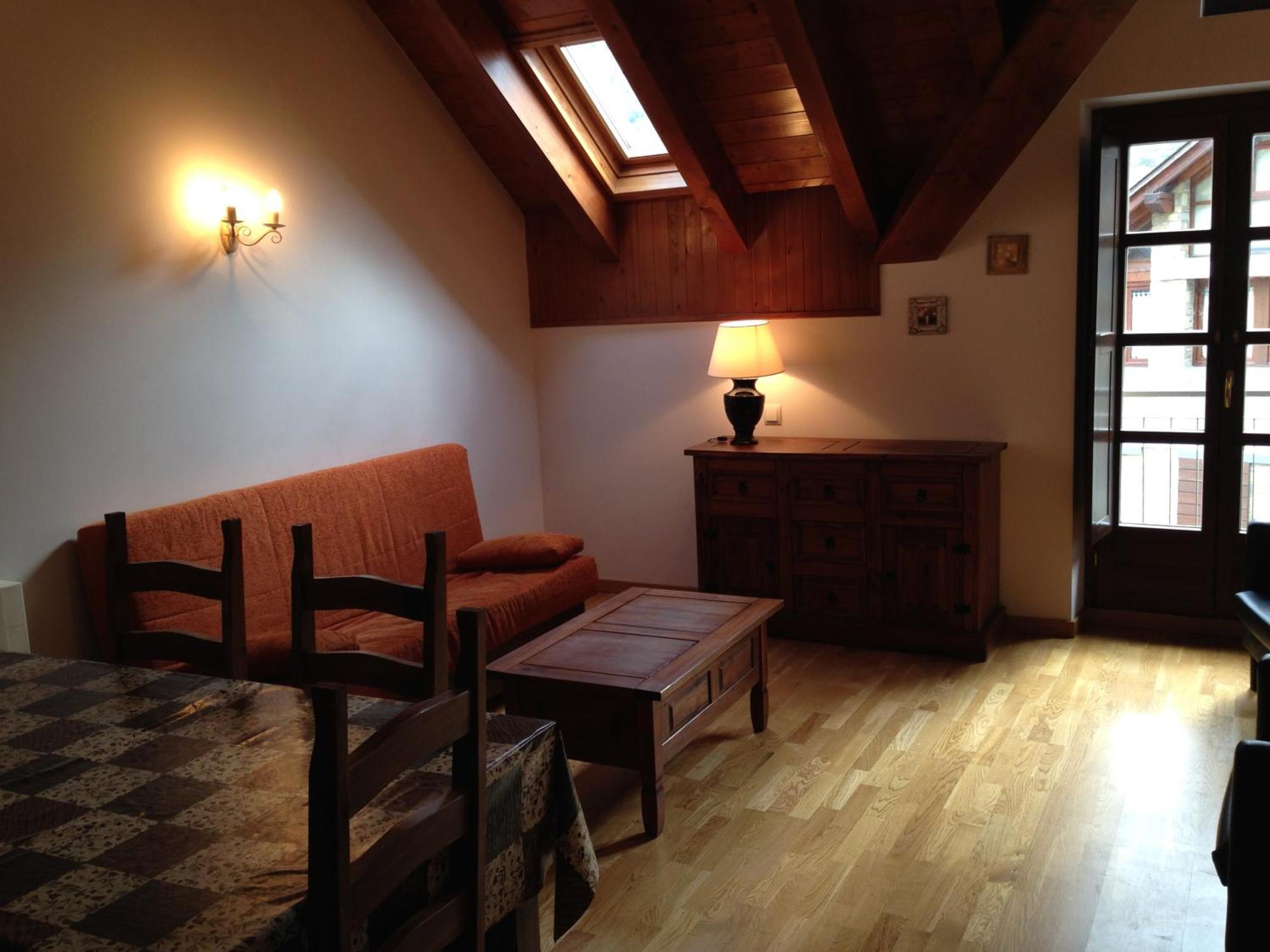 Apartaments Pirinenc 에스테리 다네우 외부 사진